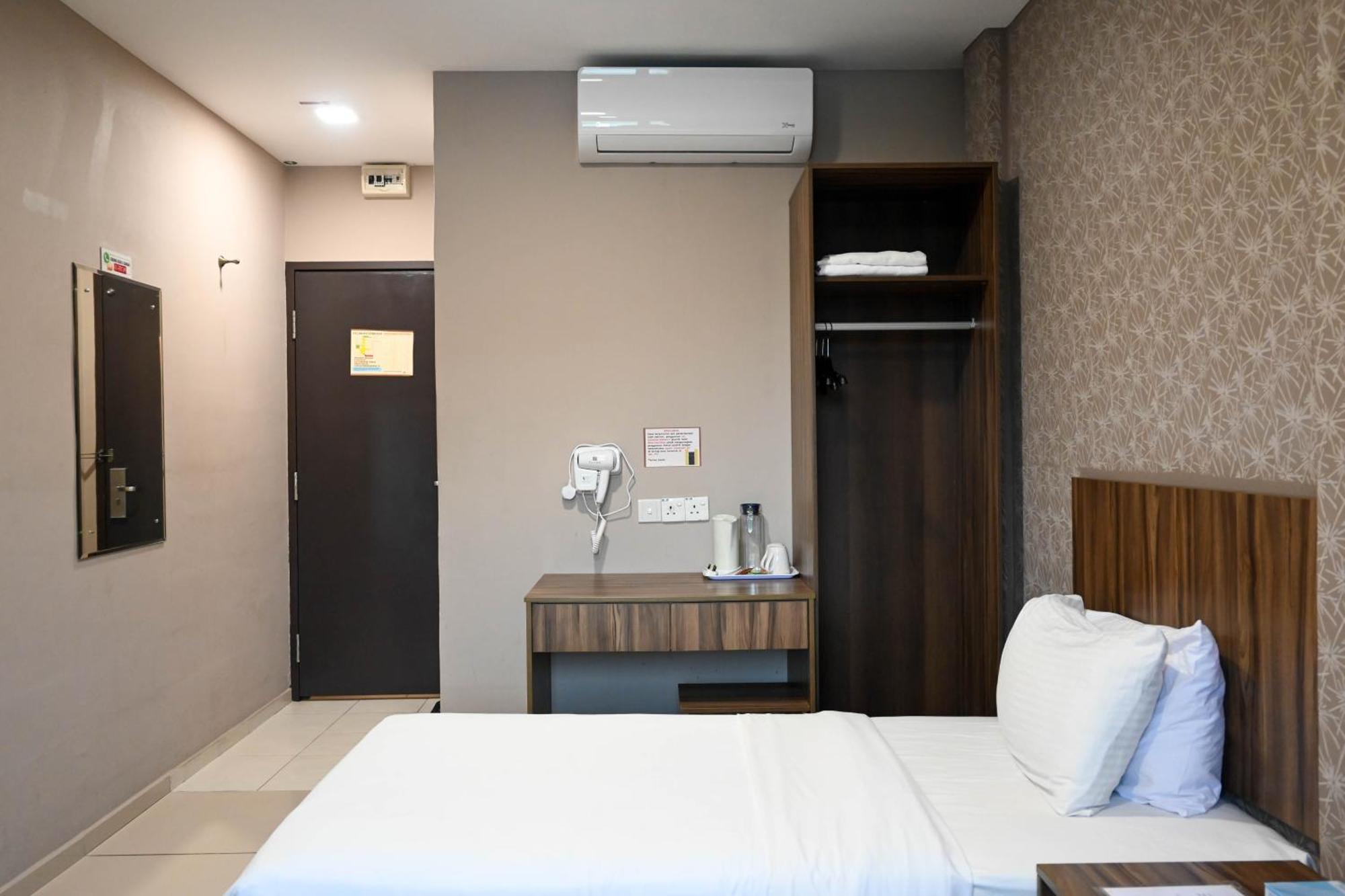Hotel Jelai @ Raub, Pahang מראה חיצוני תמונה